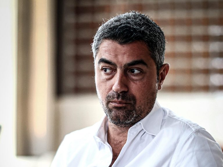 Pēdējā apļa trillera ‘režisors’ Maikls Masi zaudē F1 sacīkšu direktora amatu