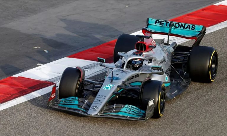 Mercedes komandai testos problēmas ar uzlaboto F1 modeli