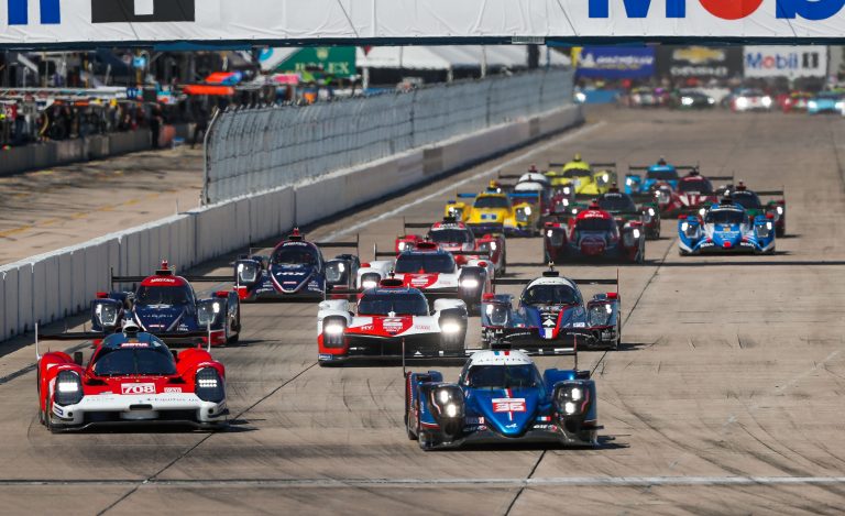 Alpine Sebringā izcīna pirmo WEC uzvaru, Toyota piedzīvo smagu avāriju