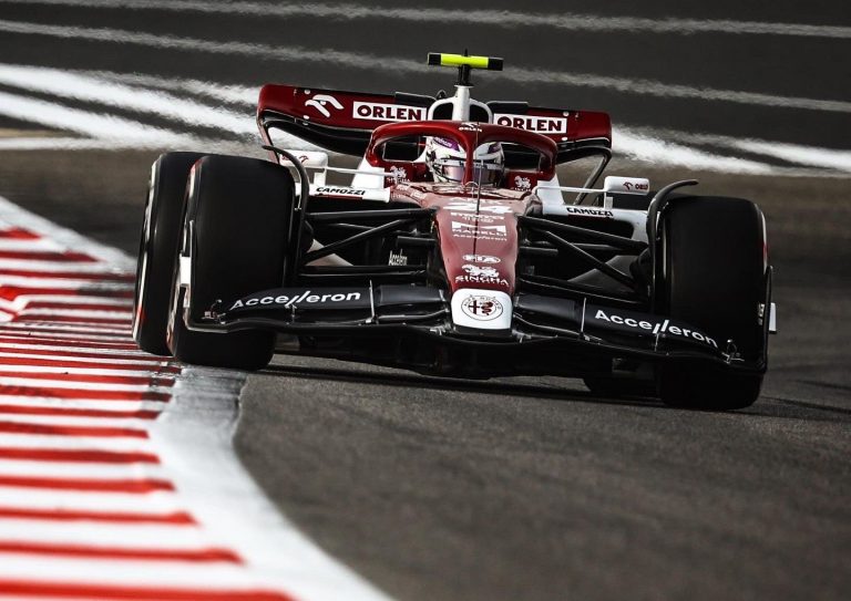 F1 debitants Žou: “Domāju, ka esmu aiztaisījis mutes nelabvēļiem”