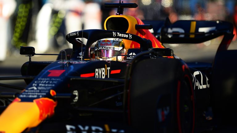 Red Bull pieļauj, ka “delfinēšana” izraisīja Verstapena izstāšanos Melburnā