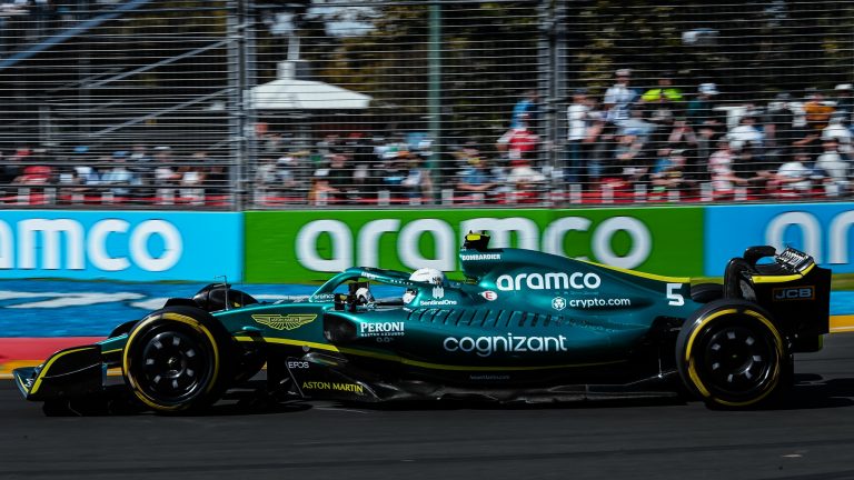 Fetels un Strols piedzīvo avārijas Austrālijā, pēdējos treniņos ātrākais Noriss