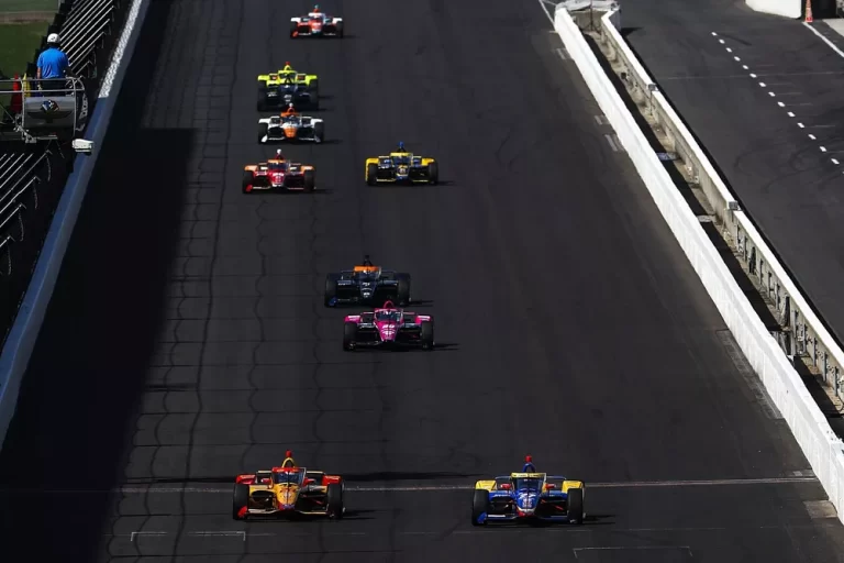Darbinieku trūkuma dēļ Indy 500 varētu startēt mazāk par 33 mašīnām