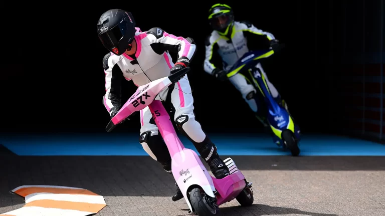 Elektrisko skrejriteņu čempionāts – jauna nodaļa motorsportā?