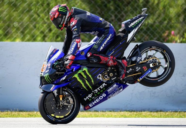 Kvartararo dominē MotoGP posmā Barselonā