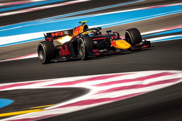 F2 posmā Francijā uzvar Lavsons un Ivasa