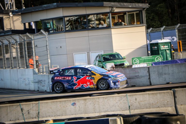 Arī ‘World RX’ otrajā dienā Biķerniekos uzvar Kristofersons