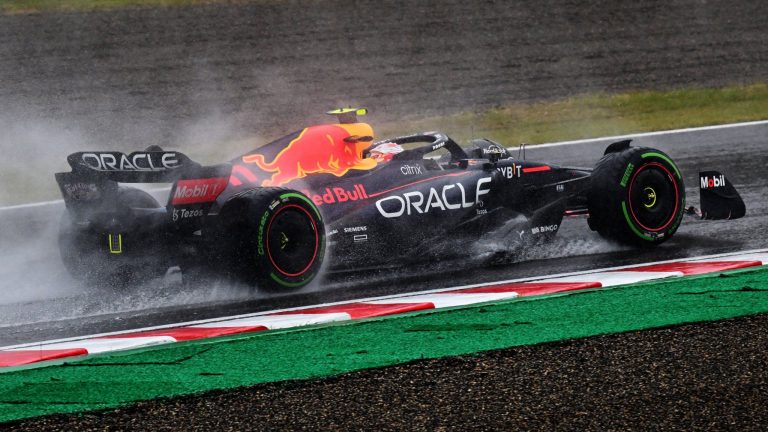 FIA: ‘Red Bull’ komanda ir pārkāpusi tēriņu ierobežojumus