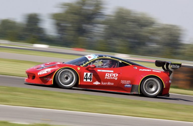 9 interesanti fakti par autosportu