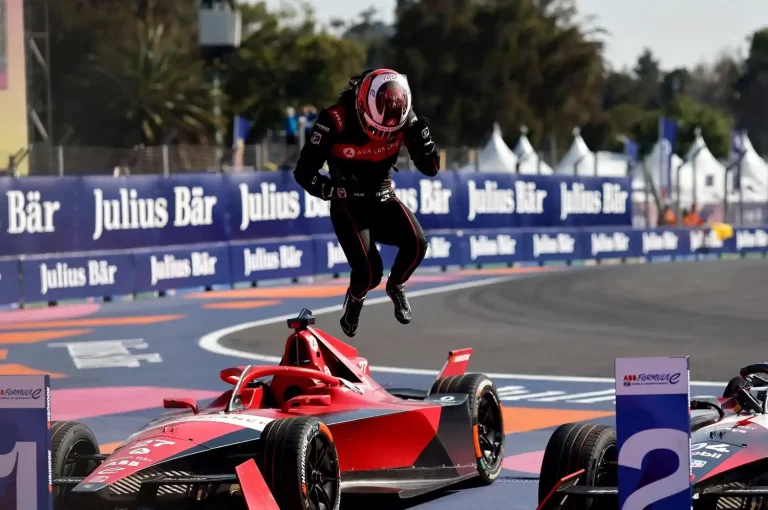 Deniss Formula E