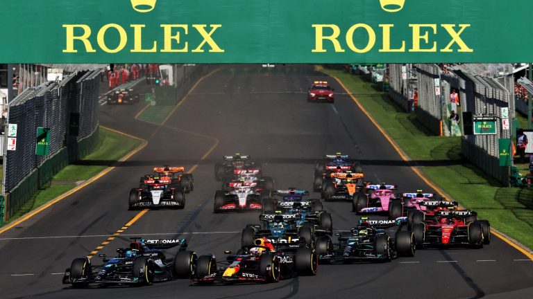 Piloti pauž atbalstu jaunajam F1 sprinta sacensību formātam