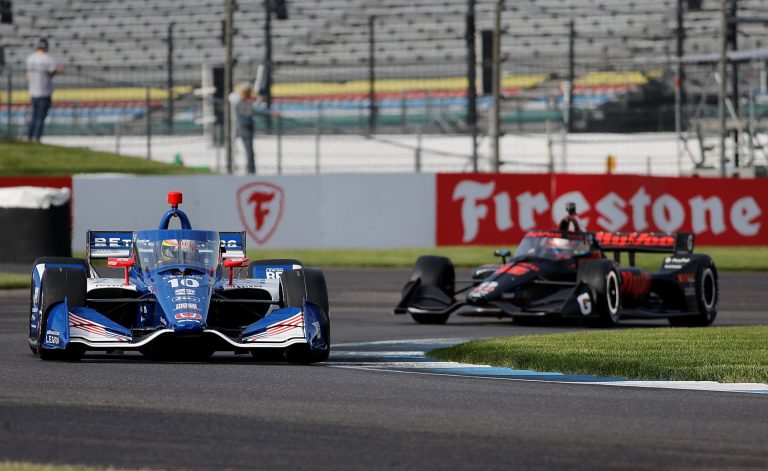 Palou ar atšķirīgu riepu stratēģiju izcīna pirmo ‘IndyCar’ uzvaru šosezon