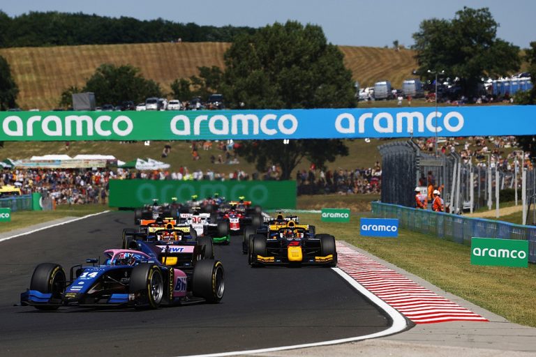 ‘Formula 2’ posmā Ungārijā uzvar Haugers un Dūens