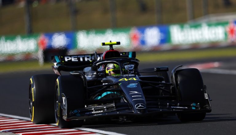 ‘Mercedes’ pievēršas ātruma meklēšanai