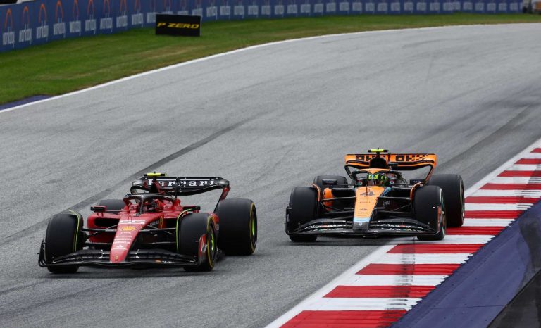 FIA soda astoņus pilotus un maina Austrijas GP rezultātus