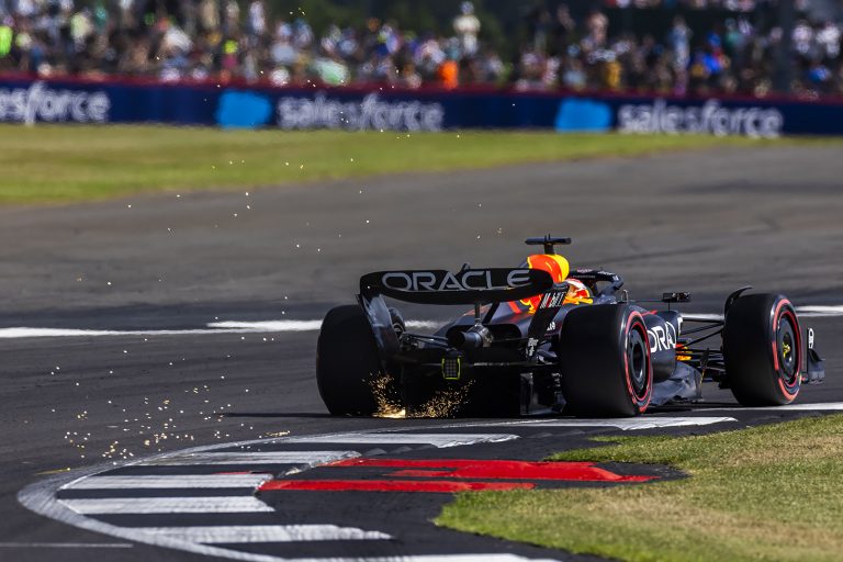 Verstapens uzvar jau sesto posmu pēc kārtas, Noriss otrais