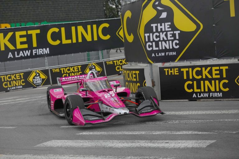 ‘IndyCar’ posmā Nešvilā otro uzvaru karjerā izcīna Kirkvuds