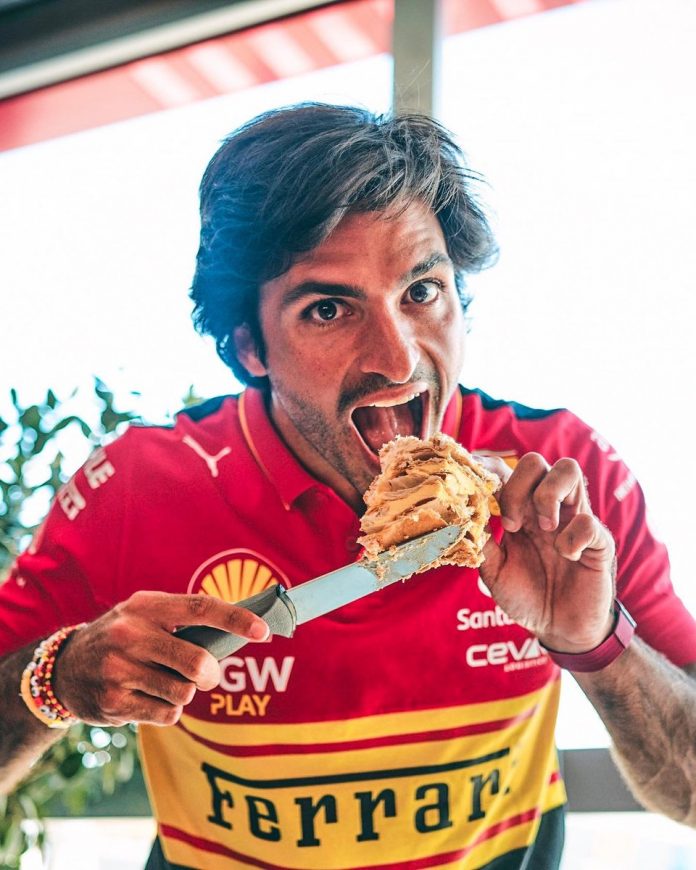 F49okCzWwAA_loQ Karloss Saincs