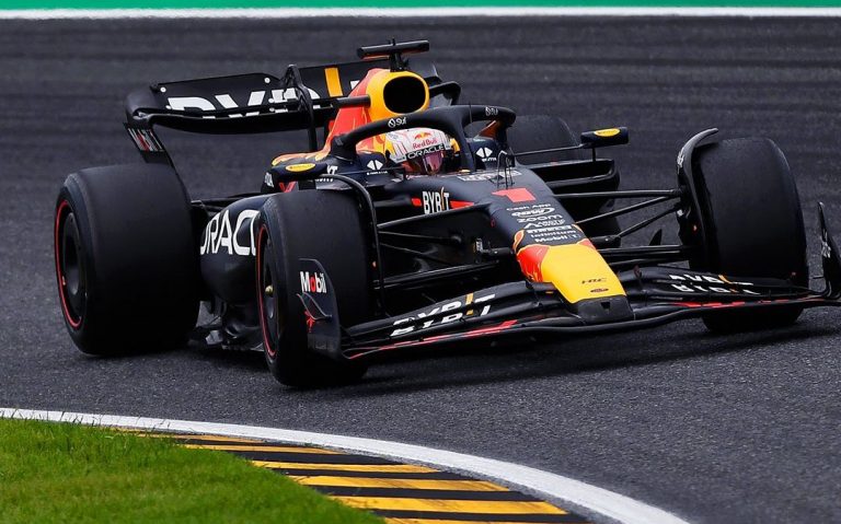 Arī trešajā F1 treniņā Suzukas trasē Verstapens ātrākais