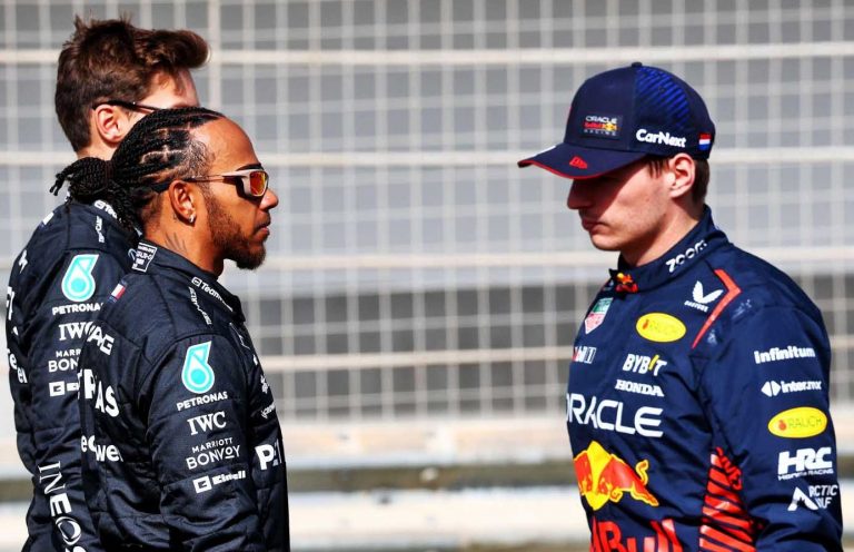 Verstapens: “Man nevajag tāda veida sāncensību ar Hamiltonu kā 2021. gadā”