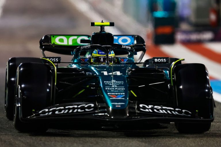 Alonso uzrāda ātrāko apli otrajā F1 treniņā Saūda Arābijā