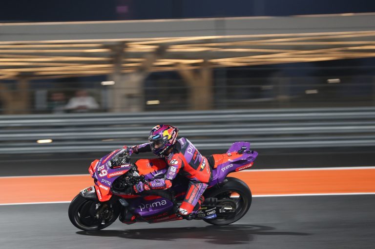 Jauno ‘MotoGP’ sezonu ar uzvaru sprintā iesāk vicečempions Martins