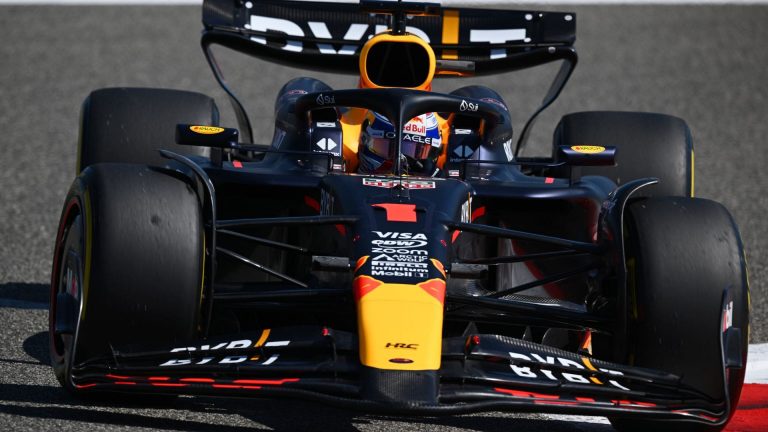 Verstapens pārspēj Alonso Saūda Arābijas GP pirmajā treniņā