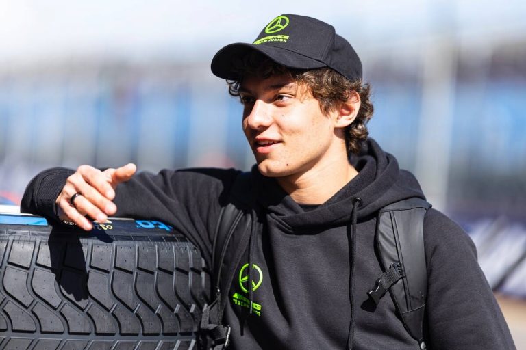 ‘Mercedes’ sāks aktīvi gatavot jauno talantu Antonelli debijai F1 sacīkstēs