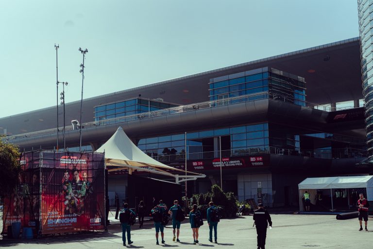 Pēc ilgākas pauzes atpakaļ – Ķīnas GP apskats