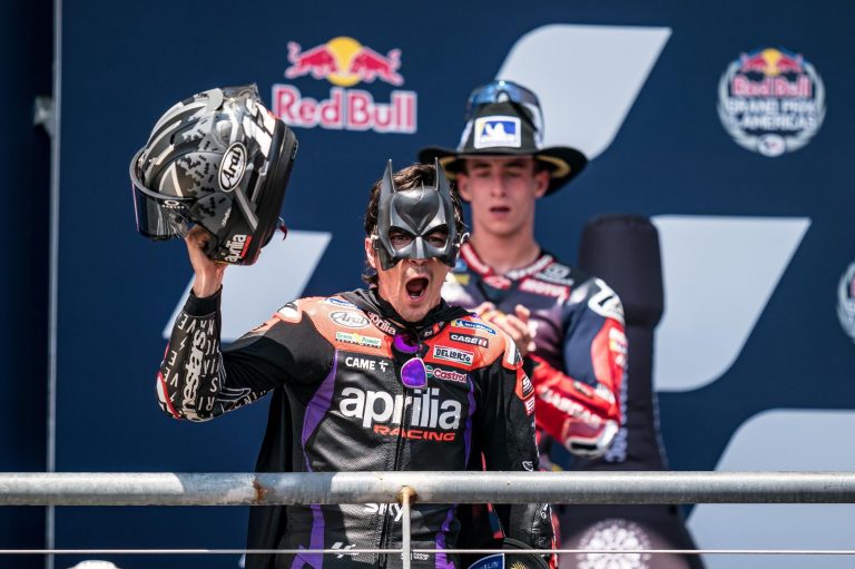Vinjaless atgūstas no 11. pozīcijas un uzvar ‘MotoGP’ posmā Ostinā