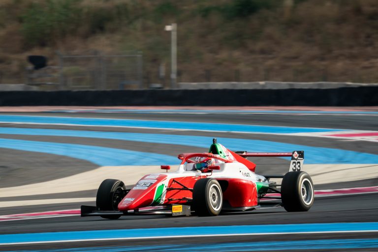 Štolcermanis žūstošā trasē aizcīnās līdz pirmajam pjedestālam Itālijas F4 čempionātā