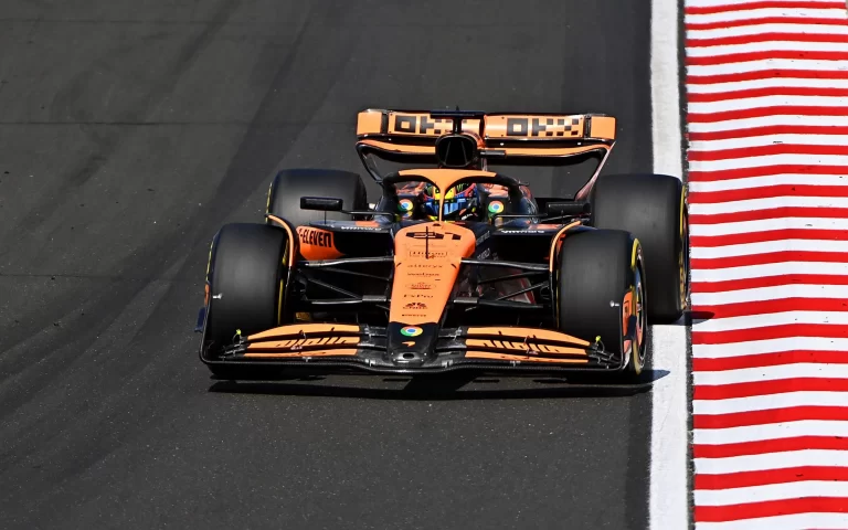 ‘McLaren’ apsver iespēju izmantot ‘Red Bull’ ražotos motorus