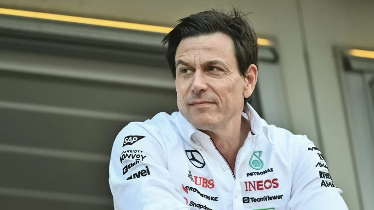 Volfs: “Alonso pats negribēja startēt ‘Mercedes’ komandā”