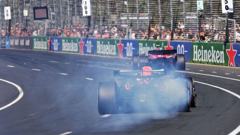 F1 čempionātā tiek aizliegtas asimetriskās bremzes