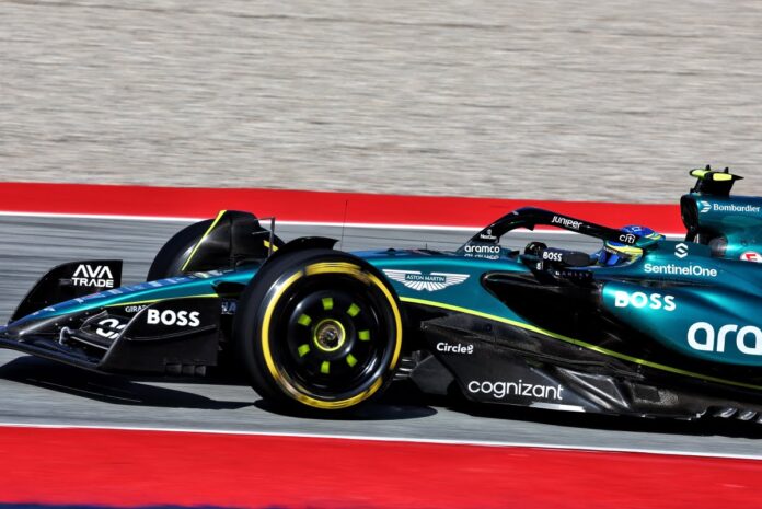 Aston Martin Ņūvijs