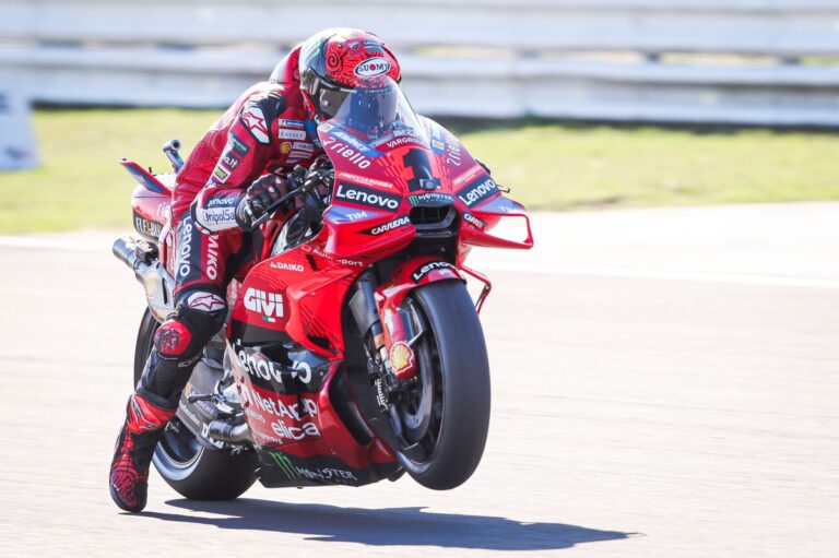 Bagnaija atgūst startā zaudēto vadību un uzvar ‘MotoGP’ sprintā