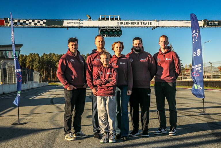 Latvijas komanda gatava FIA Motoru sporta spēlēs Spānijā cīnīties par medaļām