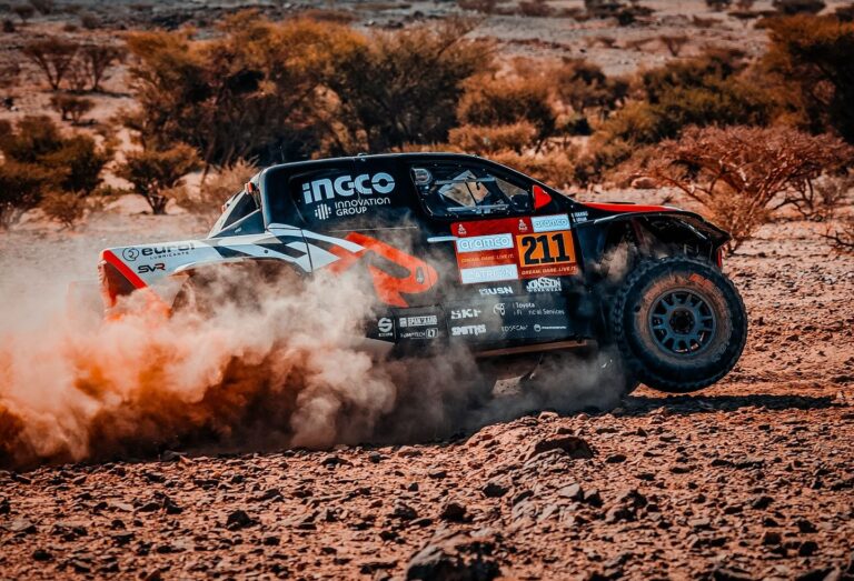 ‘Toyota’ pilots Lategans pārņem Dakaras rallija vadību pēc maratonposma