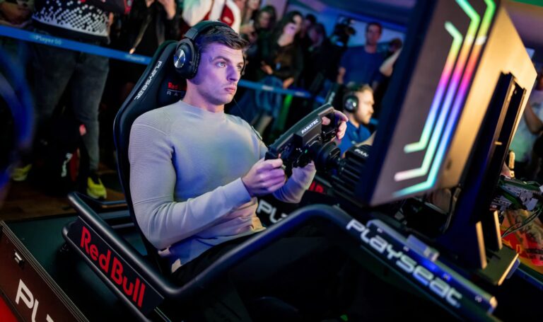 Verstapens: “Virtuālajās sacīkstēs uzvarēt ir grūtāk kā reālajā dzīvē”