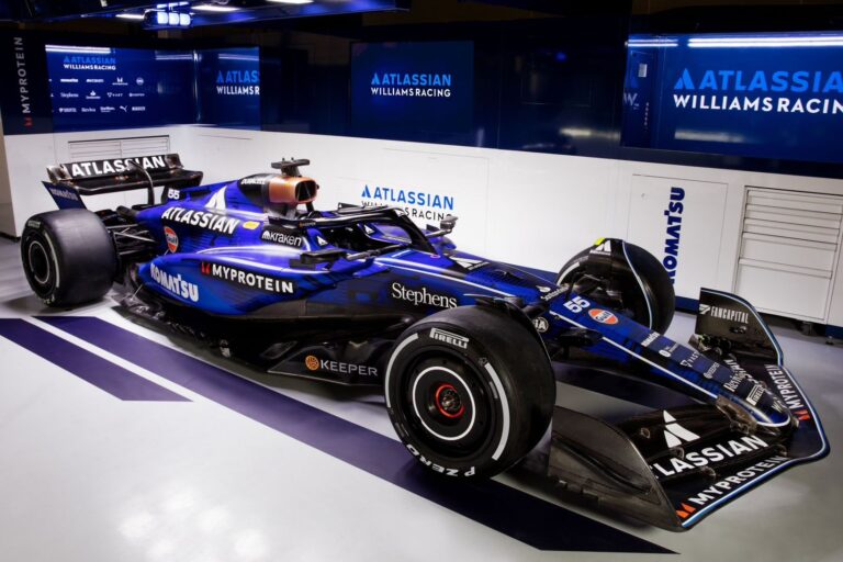 ‘Williams’ atrāda jauno sacīkšu formulu FW47