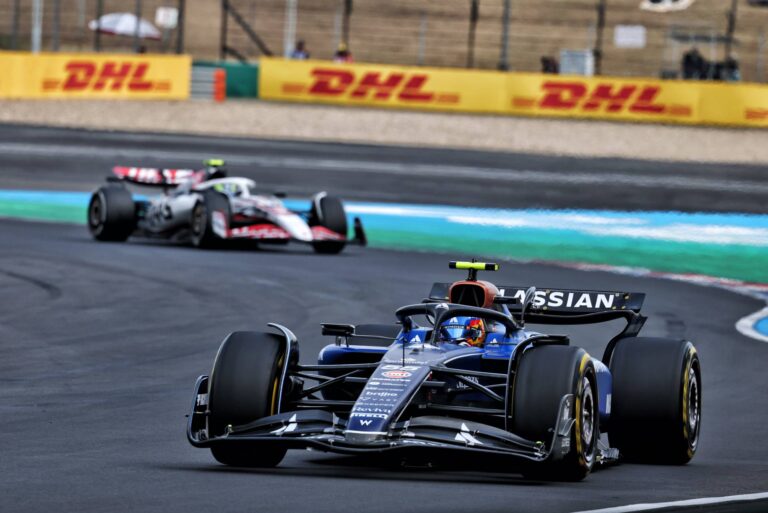 Saincs neapmierināts ar sezonas sākumu ‘Williams’ komandā