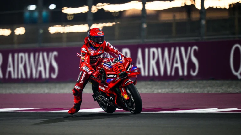 Marks Markess ar uzvaru Kataras sprintā atgūst vadību ‘MotoGP’ kopvērtējumā