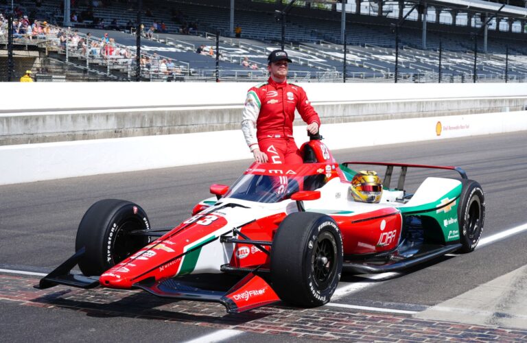 ‘Indy 500’ pirmo starta vietu negaidīti izcīna debitants Švarcmans no ‘Prema Racing’