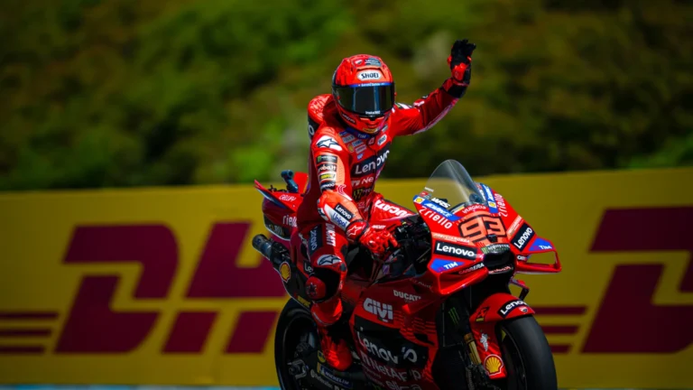 Brāļi Markesi ātrākie ‘MotoGP’ sprintā Nīderlandes posmā