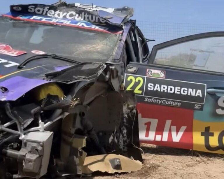 Video: Sesks avarē Sardīnijas WRC rallijā