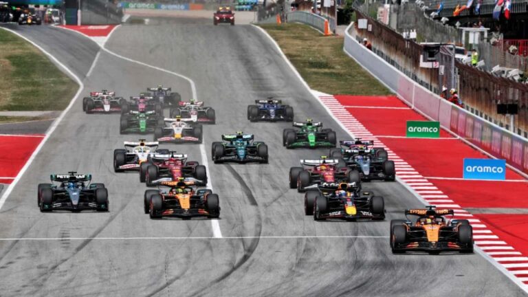Spānijas GP noslēdzas ar McLaren dubultuzvaru un Verstapena sodu