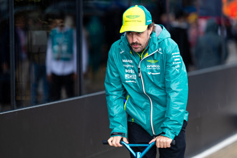 Alonso atklāj, kad paziņos par plāniem turpināt vai beigt F1 karjeru