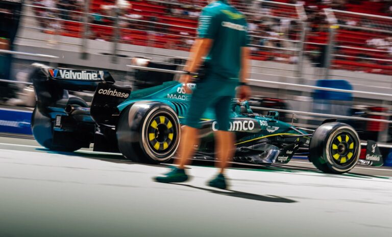 Bijušais ‘Ferrari’ tehniskais direktors Kardīle beidzot sāk darbu ‘Aston Martin’