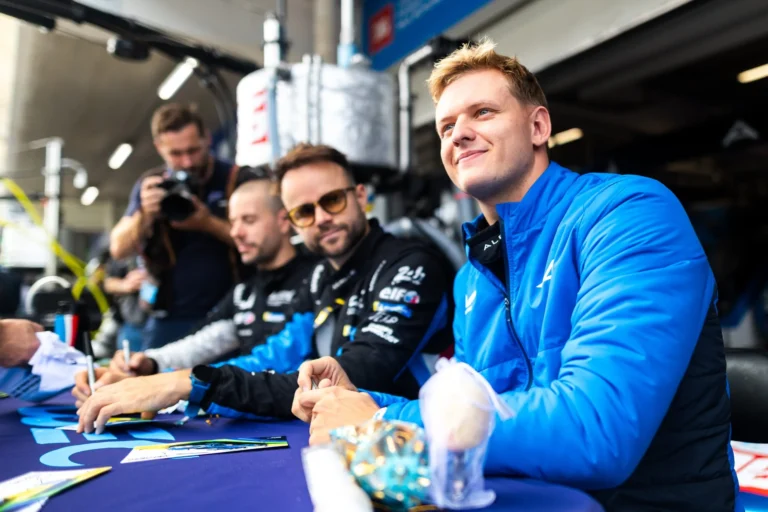 Šūmahers varētu kļūt par “Cadillac” komandas F1 testpilotu