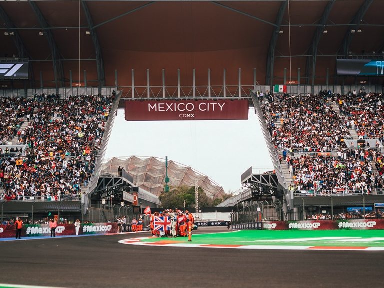 Mehiko GP – cīņas paliek nopietnas